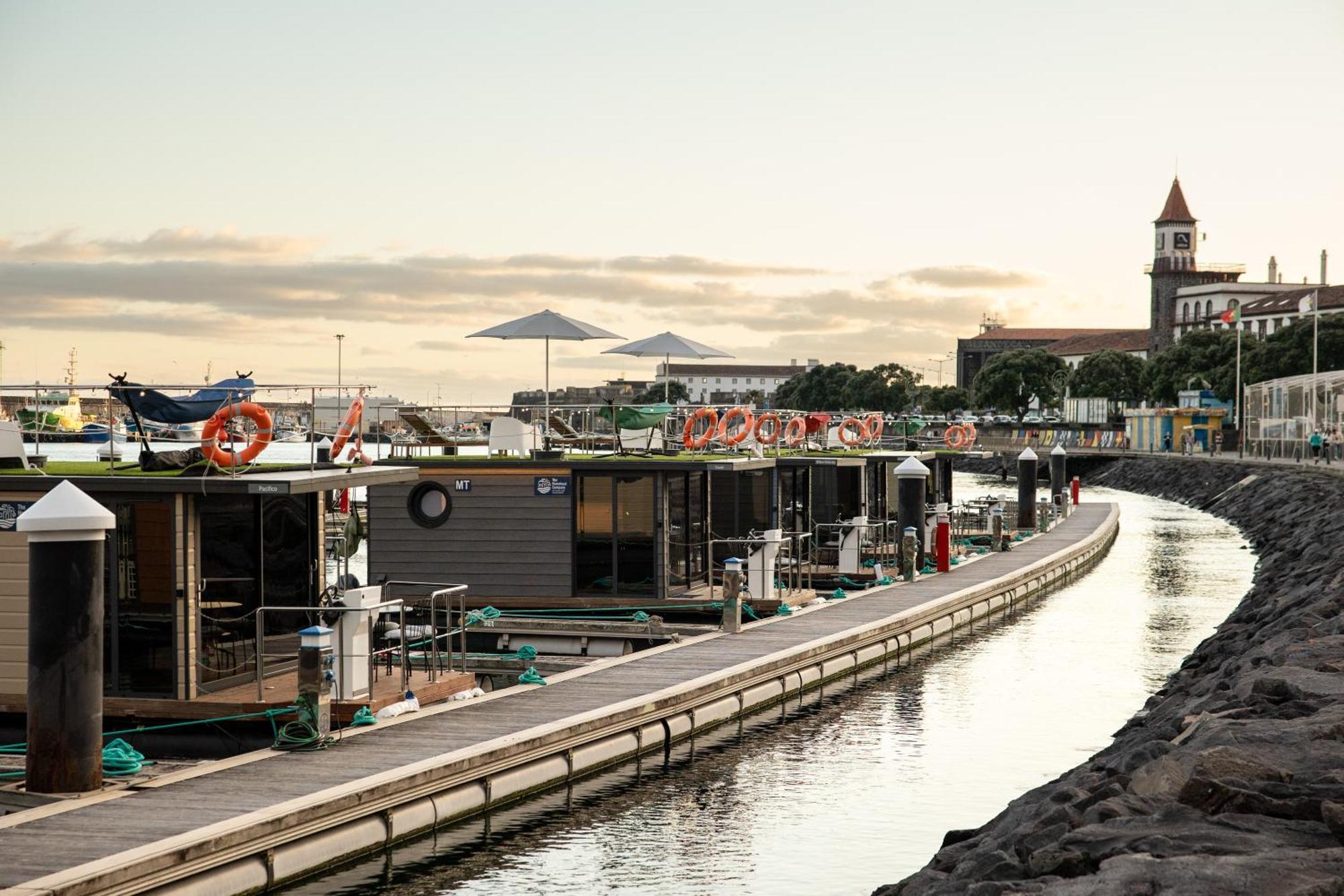 The Homeboat Company Ponta Delgada-Acores ภายนอก รูปภาพ