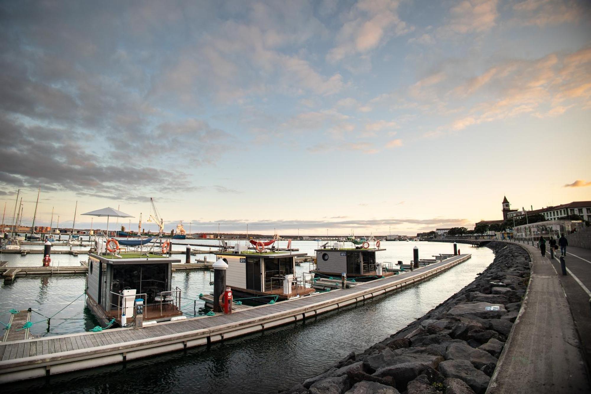 The Homeboat Company Ponta Delgada-Acores ภายนอก รูปภาพ