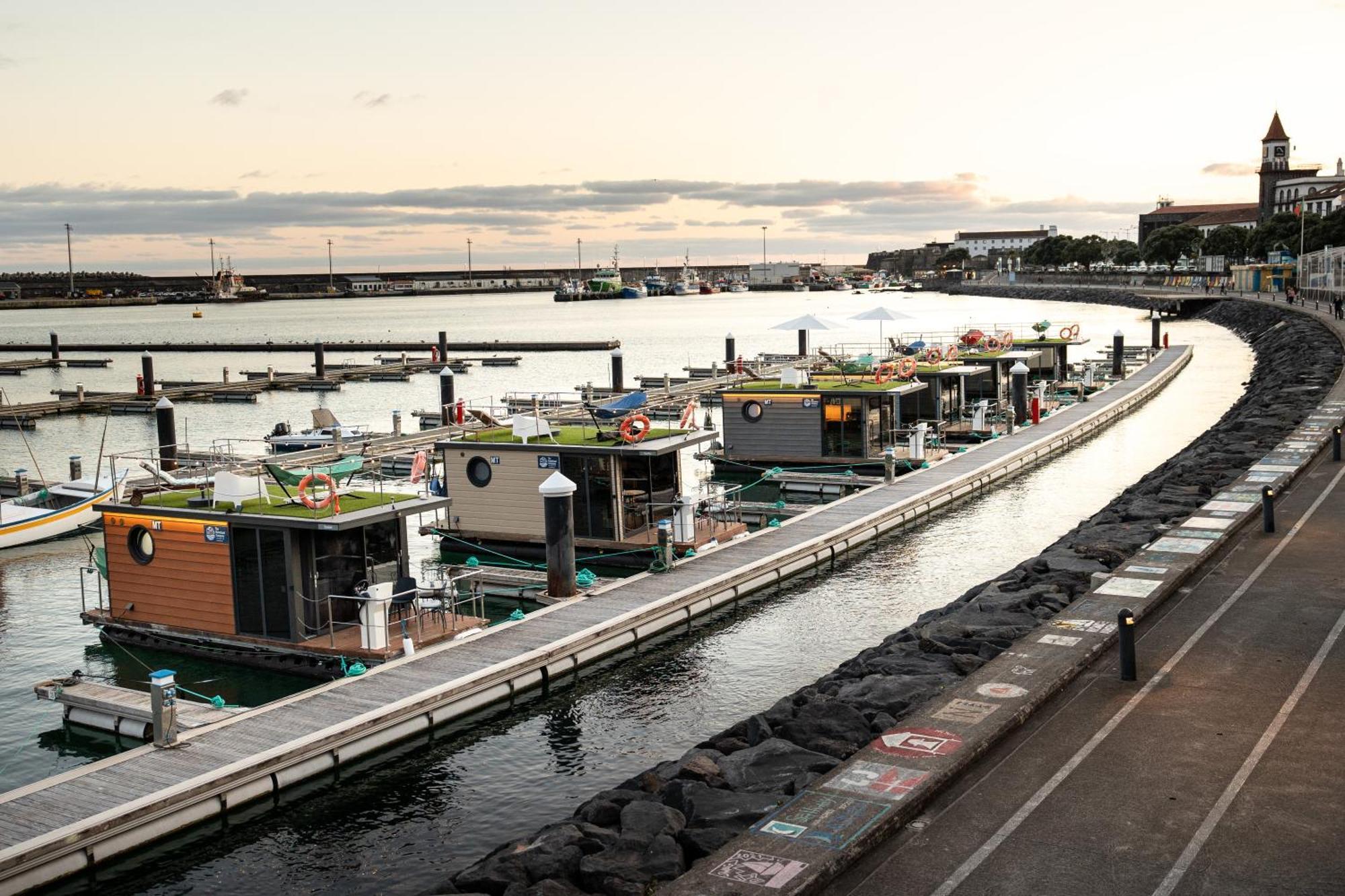 The Homeboat Company Ponta Delgada-Acores ภายนอก รูปภาพ